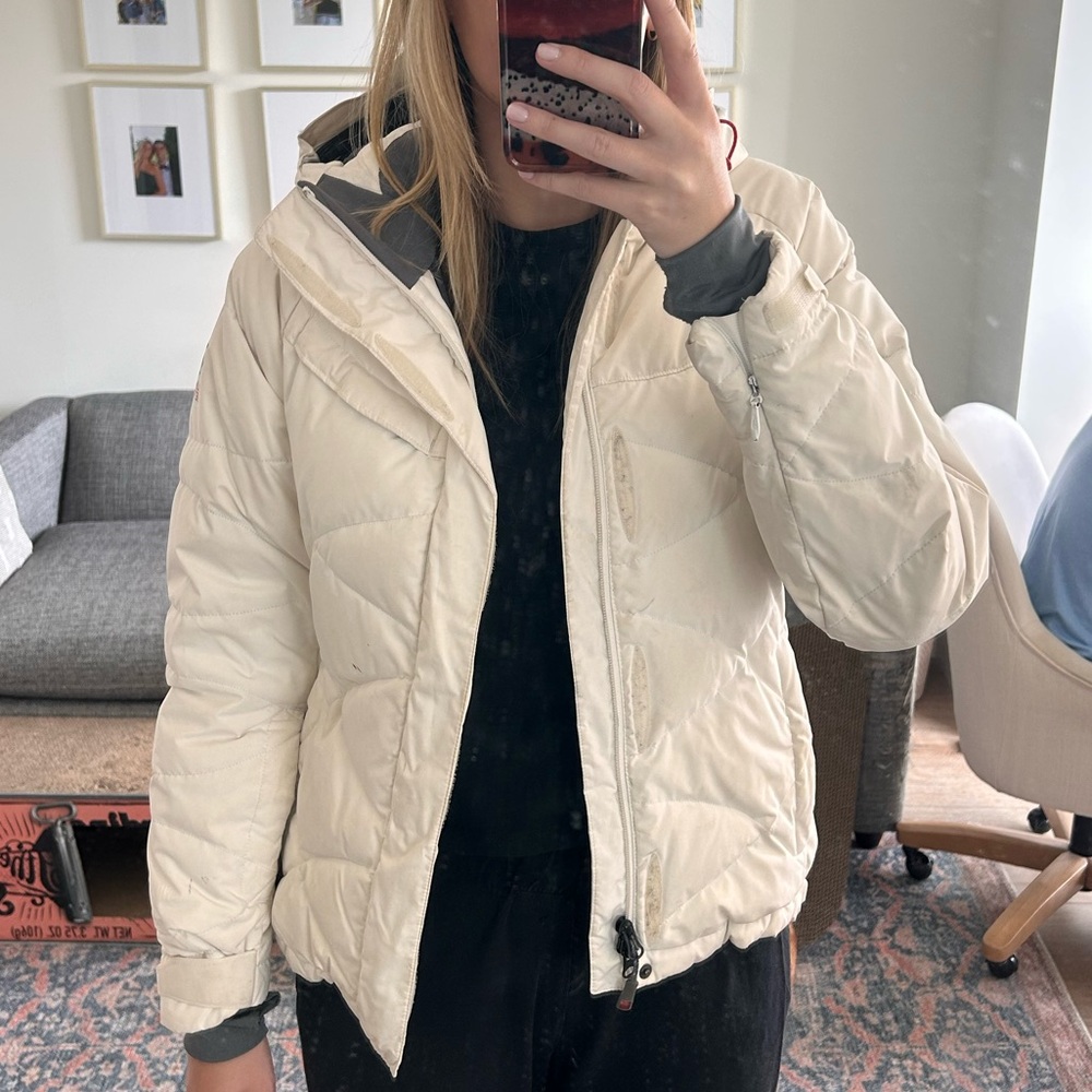 Women's White Northface Puffer Jacket
